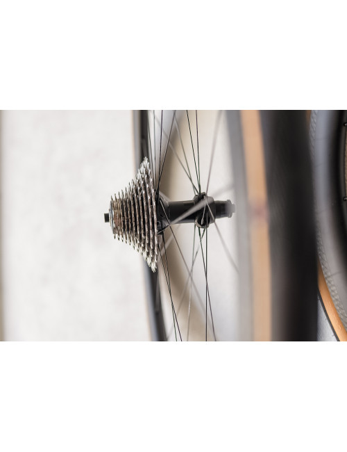 Tizona Component Carbon Wheels
