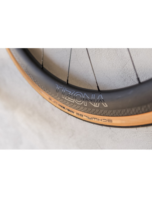 Tizona Component Carbon Wheels