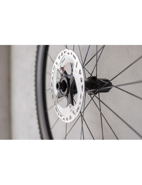 Tizona Component Carbon Wheels