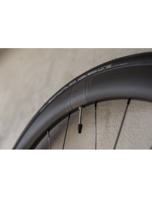 Tizona Component Carbon Wheels