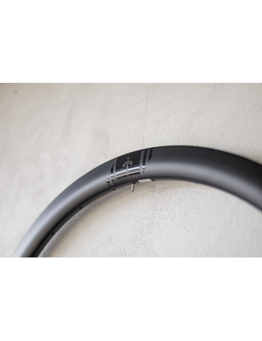 Tizona Carbon Rims