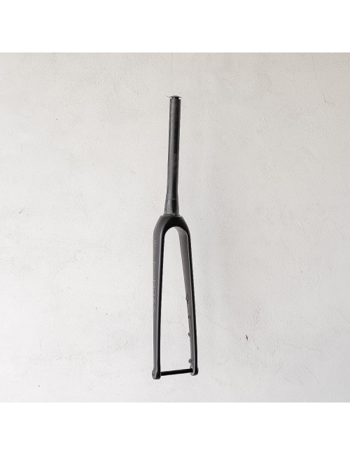 Tizona Components Carbon Fork