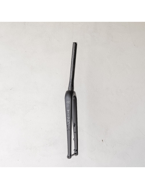 Tizona Components Carbon Fork